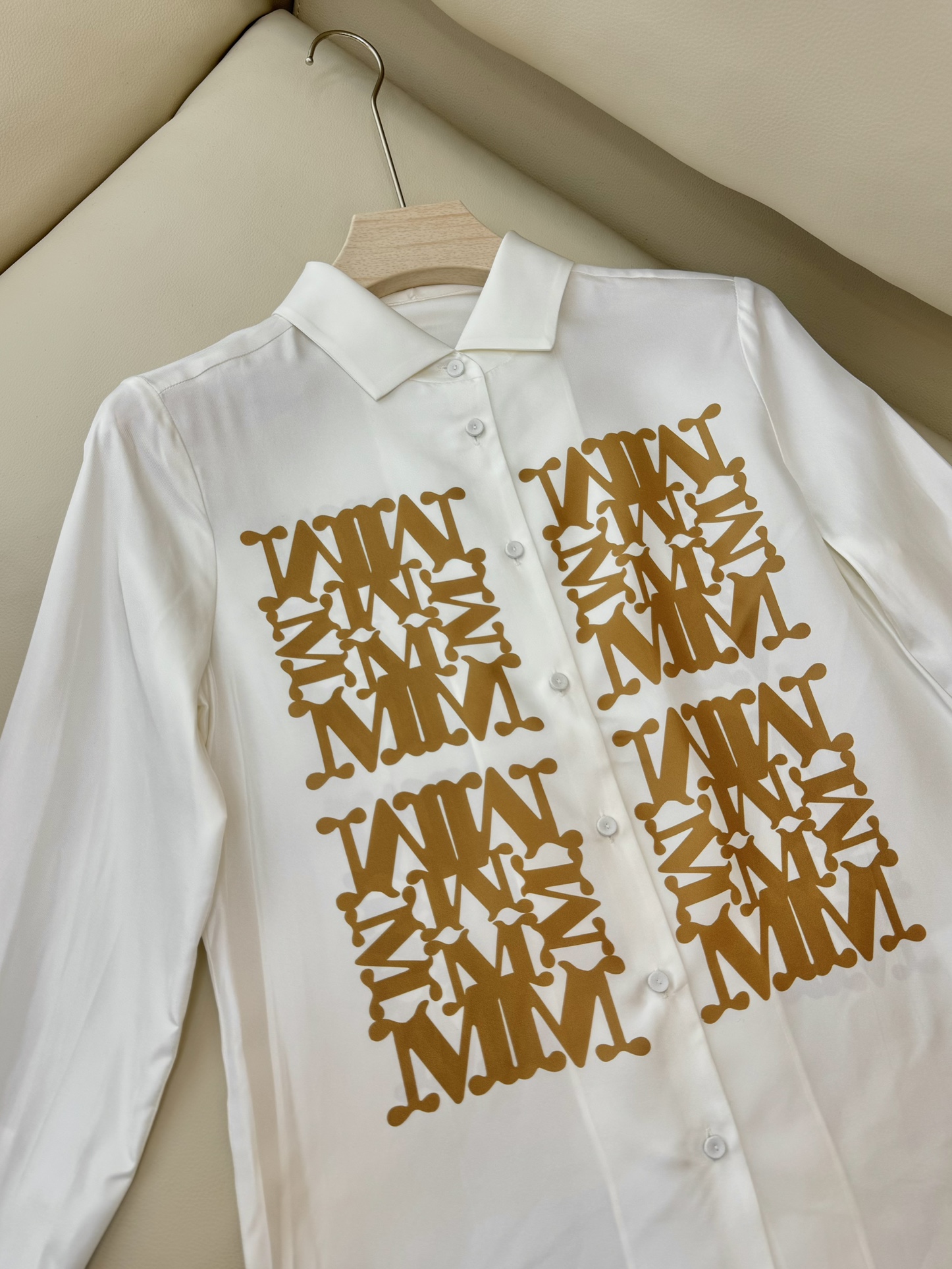 BS0431#新款衬衫💕max 定位印花 100%斜纹真丝印花衬衫 杏色 36/38/40/42