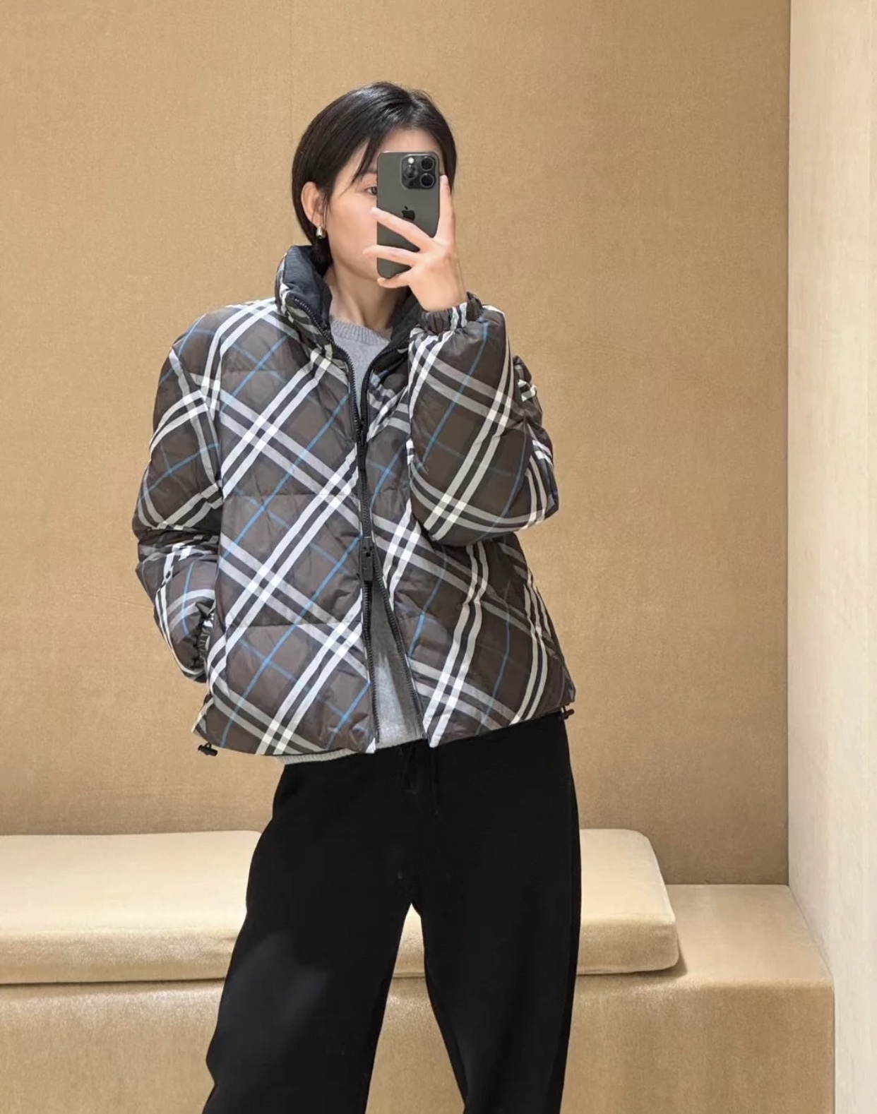 NO:486581,QGL24011 upper body picture, alexander wang19860909QGL24011 上身图,,alexander wang,Women's clothing