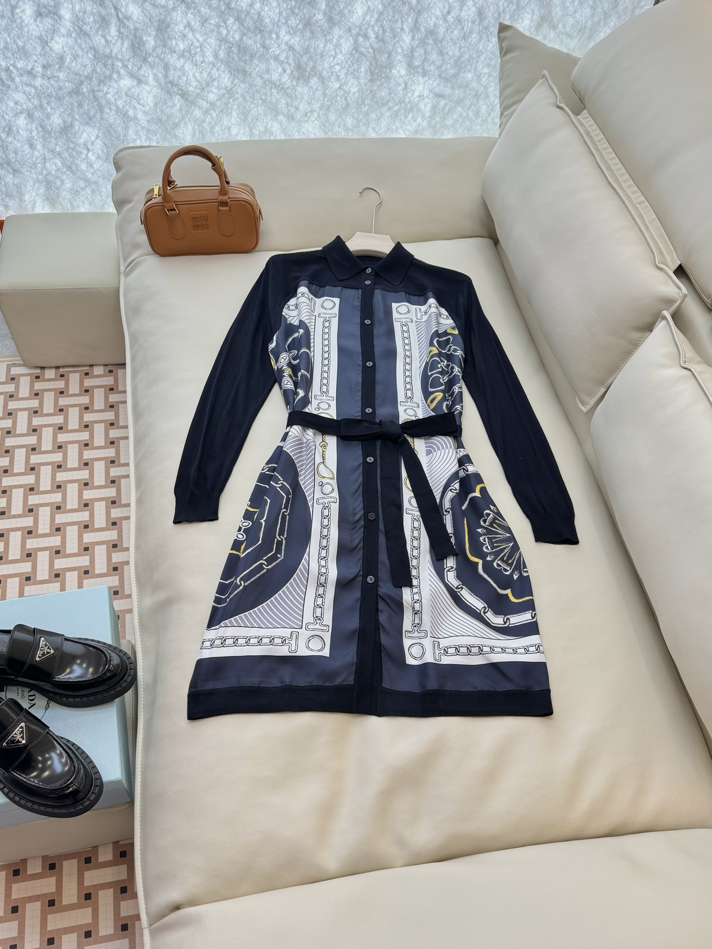 NO:590697,H324055# New Wool Knitting H Home Positioning Silk Printing Long Cardigan Jacket Wool Knitted Sweater Black M-XL,,jackets & coats,real silk,alexander wang19860909H324055#新款羊毛针织 H家定位真丝印花 长款开衫外套 羊毛针织衫 黑色 M-XL,,jackets & coats,real silk,alexander wang,Women's clothing