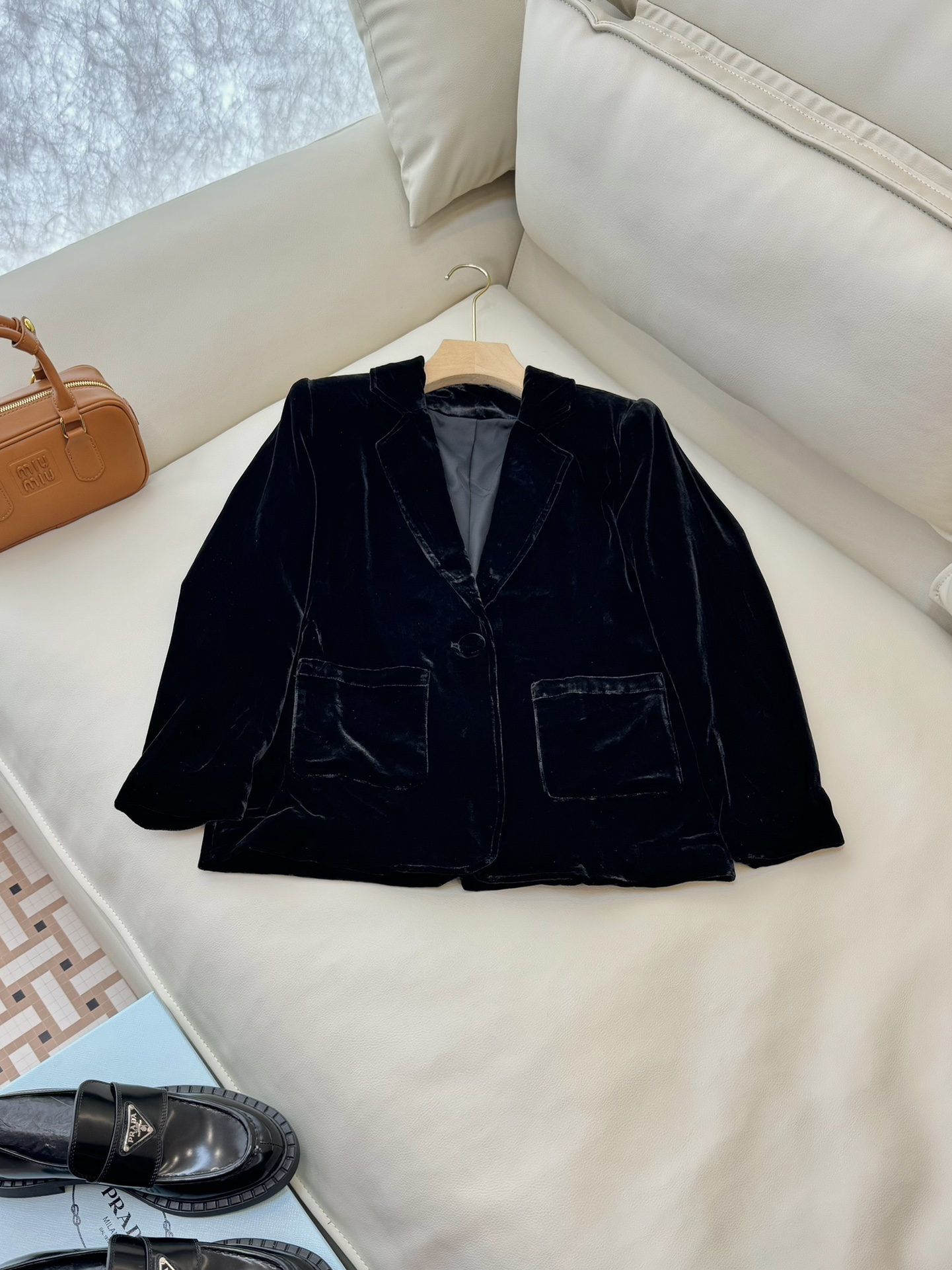 NO:296880,BS460# new jacket, gold velvet, one-button, long-sleeved suit jacket, black, yellow SMLXL,, jackets & coats, business suit, alexander wang19860909BS460#新款外套 金丝绒 一粒扣 长袖西装外套 黑色 黄色SMLXL,,jackets & coats,business suit,alexander wang,Women's clothing