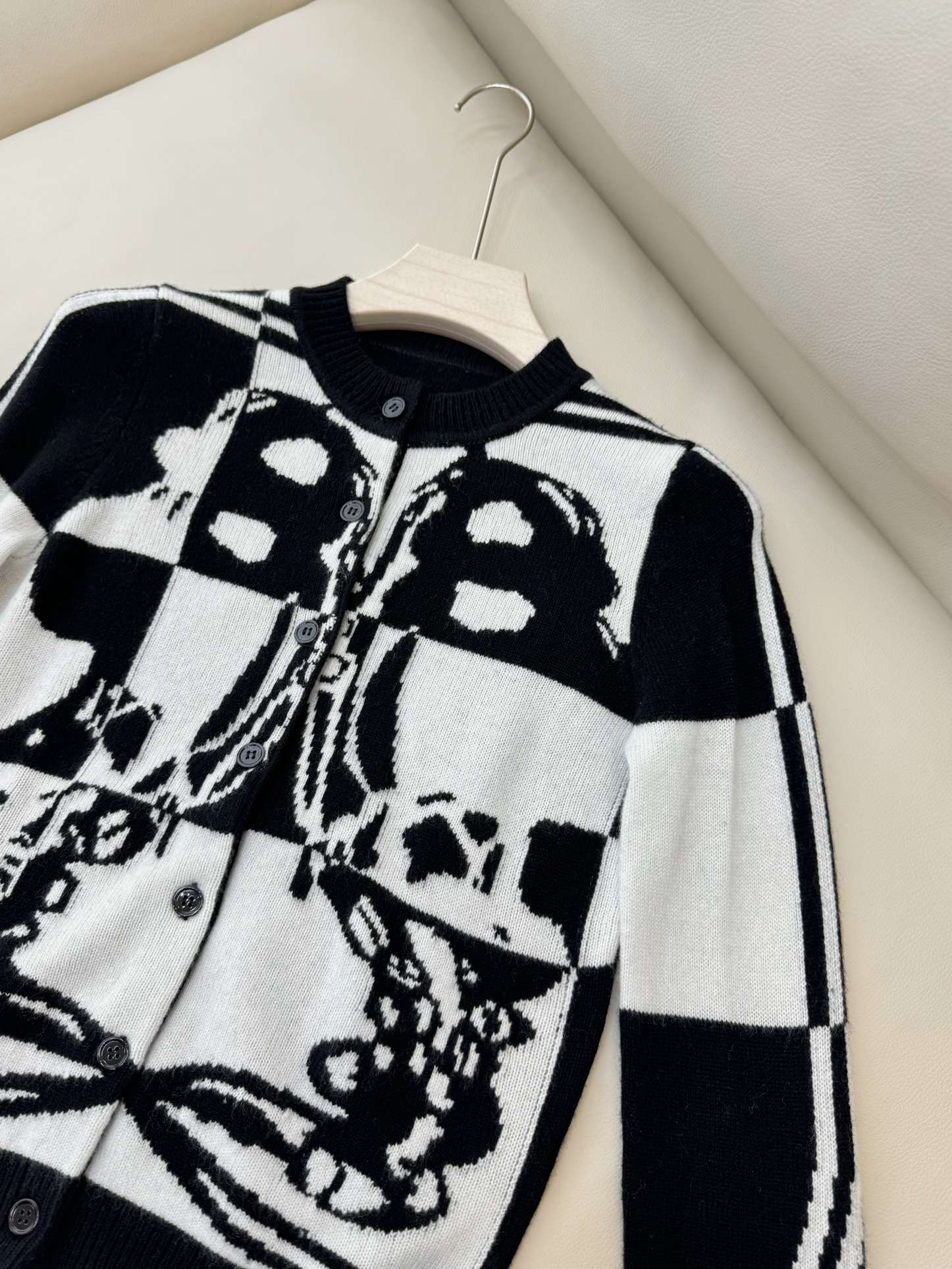 BS0500#新款毛衣💕H家 爱马仕 定位花 100% 羊绒 开衫外套 毛衣 黑色 36/38/40/4