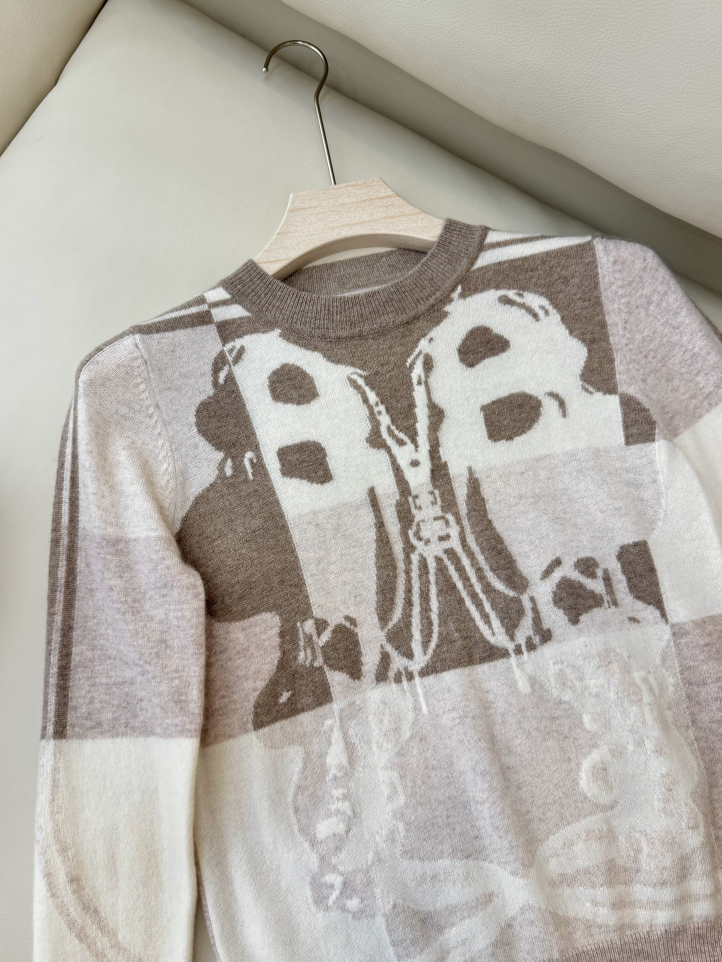 BS0499#新款毛衣💕H家 爱马仕 定位花 100% 羊绒 套头毛衣 黑色 杏色 36/38/40/4