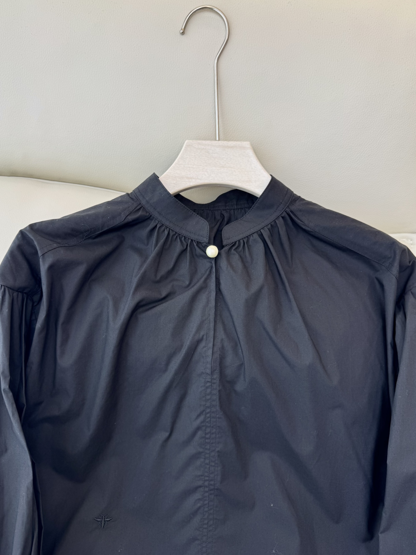 BS602#新款衬衫💕D**R 珍珠扣 宽松长袖衬衫 棉料小蜜蜂刺绣 黑色 白色 36/38/40/42