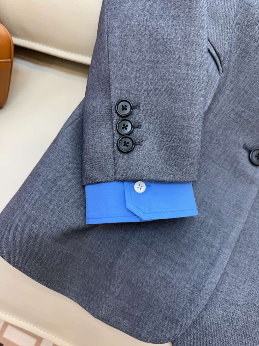 XZ078#新款套装🌾Miu 家贴布绣花字母 40%羊毛西装外套➕长裤套装 灰色 SMLXL