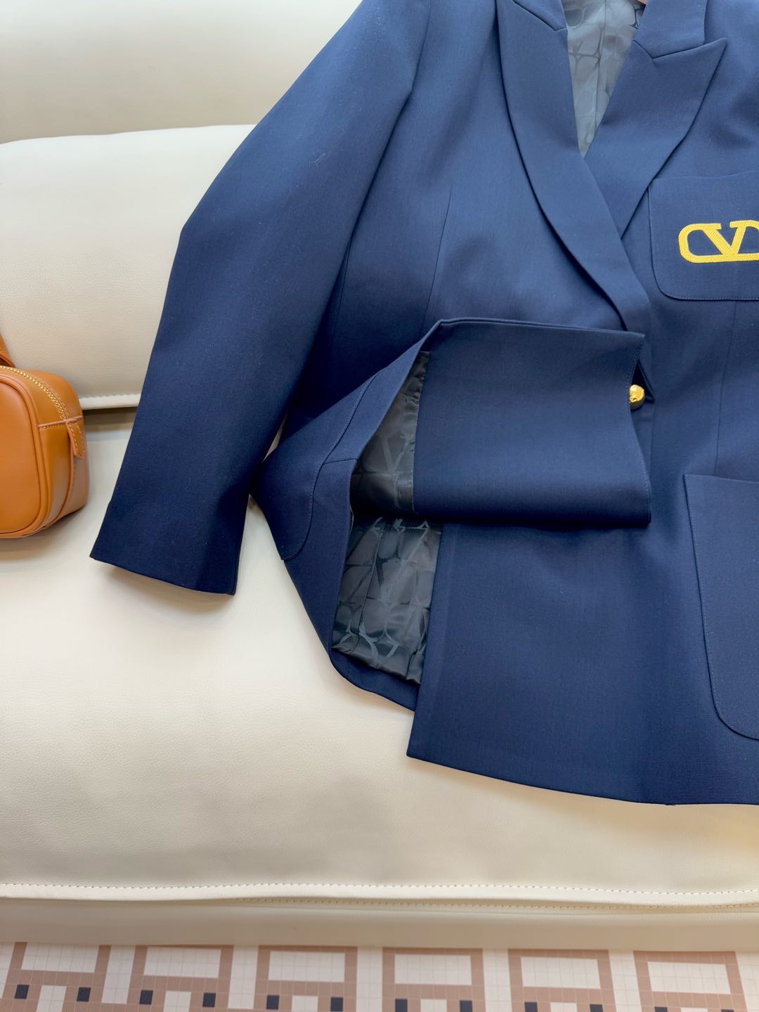 XZ079#新款套装🌾Val 家金线绣花字母 50%羊毛西装外套➕半裙套装 黑色 藏青色 SMLXL