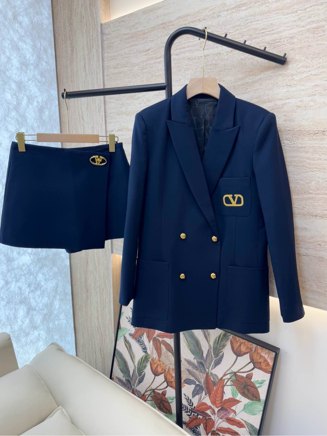 XZ079#新款套装🌾Val 家金线绣花字母 50%羊毛西装外套➕半裙套装 黑色 藏青色 SMLXL