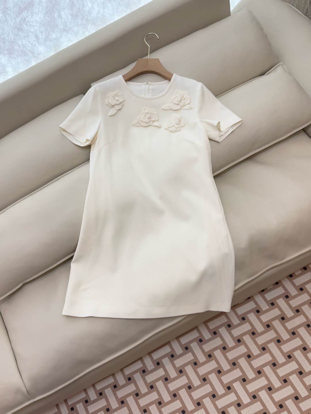 NO:295852,YM003# new dress Val three-dimensional flower 60 acetate fabric short-sleeved dress Black red pink white SMLXL,,skirts,T-shirt,alexander wang19860909YM003#新款连衣裙 Val 立体花 60 醋酸面料 短袖连衣裙 黑色 红色 粉色 白色 SMLXL,,skirts,T-shirt,alexander wang,Women's clothing