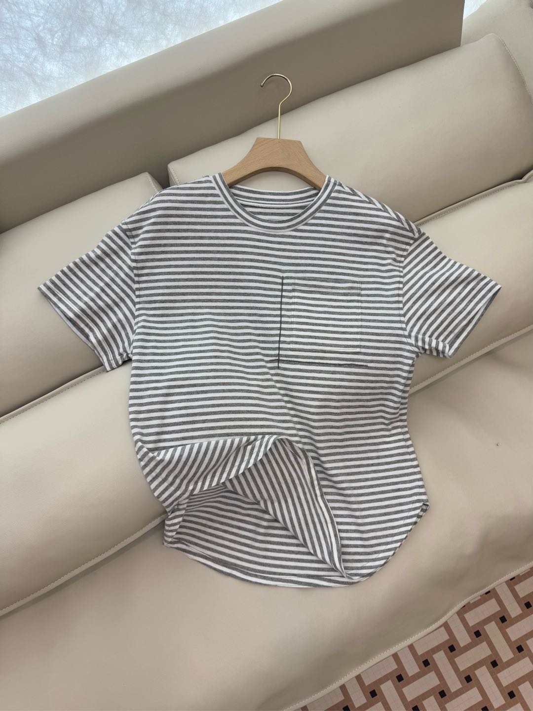 LZ25001#新款T恤💕BC 条纹 针织棉印花 短袖T恤 两色 SML
