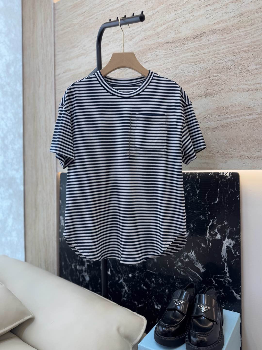 LZ25001#新款T恤💕BC 条纹 针织棉印花 短袖T恤 两色 SML