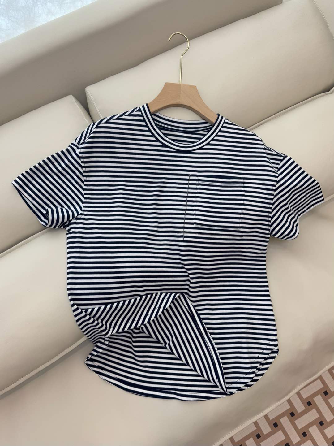 LZ25001#新款T恤💕BC 条纹 针织棉印花 短袖T恤 两色 SML