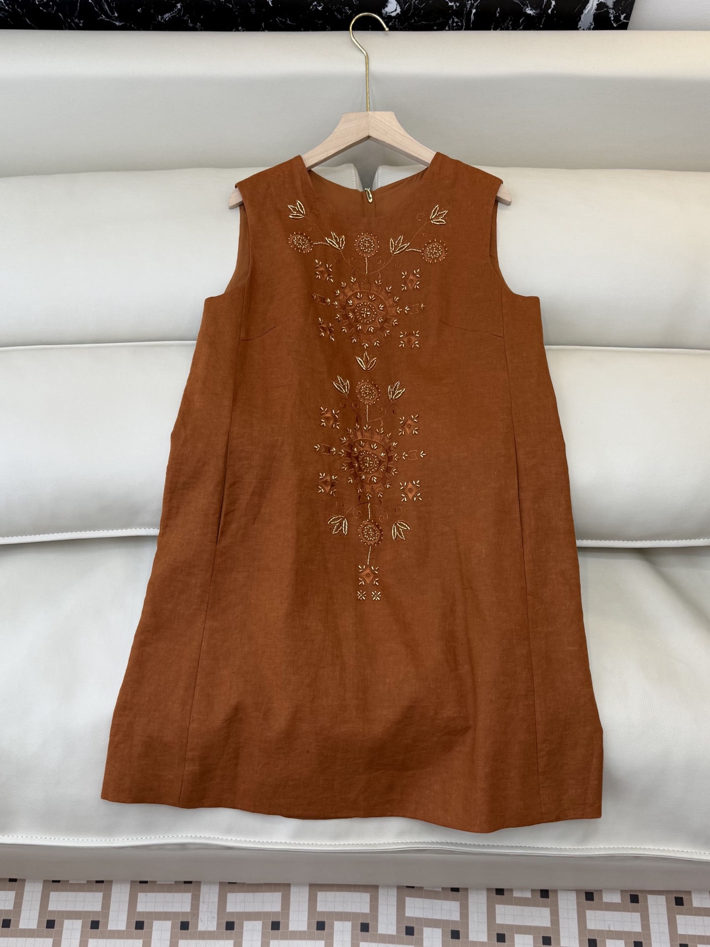 NO:734655,YM075# factory super heavy industry handmade beading sleeveless linen dress three colors SMLXL,,skirts,19860909YM075#工厂 超级重工手工钉珠 无袖亚麻连衣裙 三色 SMLXL,,skirts,,Women's clothing