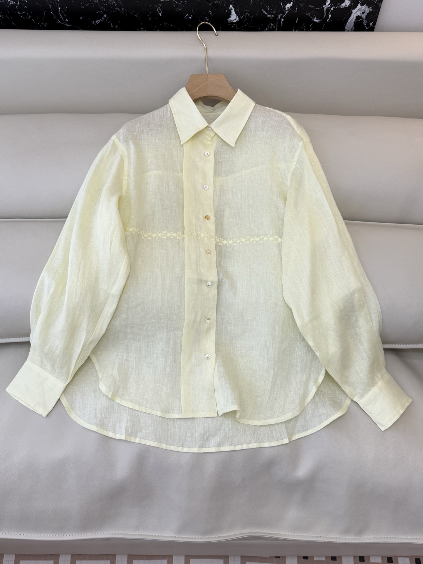 NO:733541,ES016# new shirt ES linen embroidered long-sleeved shirt white goose yellow SML,,shirts,19860909ES016#新款衬衫 ES 亚麻 绣花 长袖衬衫 白色 鹅黄色 SML,,shirts,,Women's clothing
