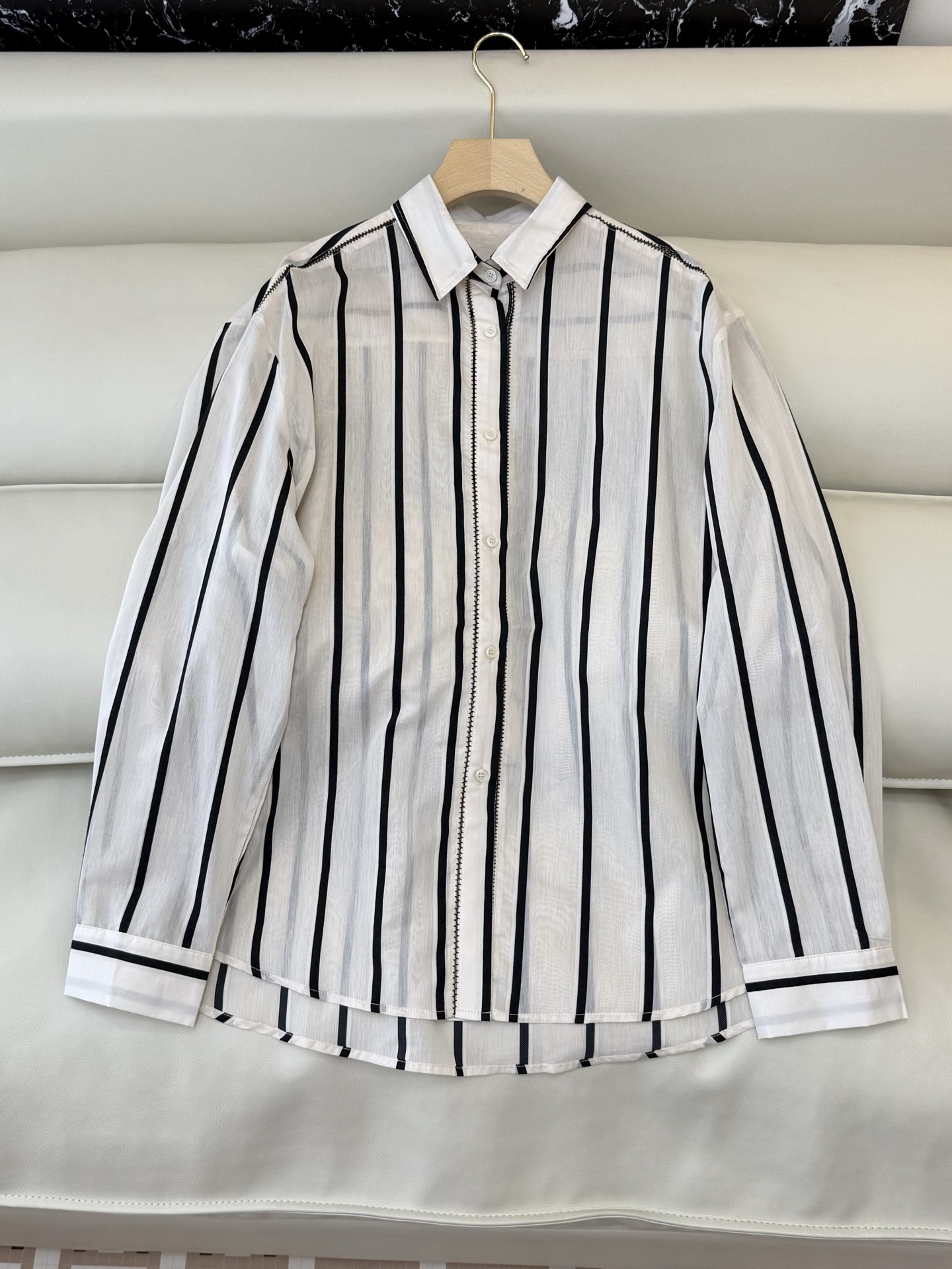 NO:733547,ES015# new shirt ES striped print long-sleeved shirt off-white yellow SML,,shirts,19860909ES015#新款衬衫 ES 条纹印花 长袖衬衫 米白色 黄色 SML,,shirts,,Women's clothing