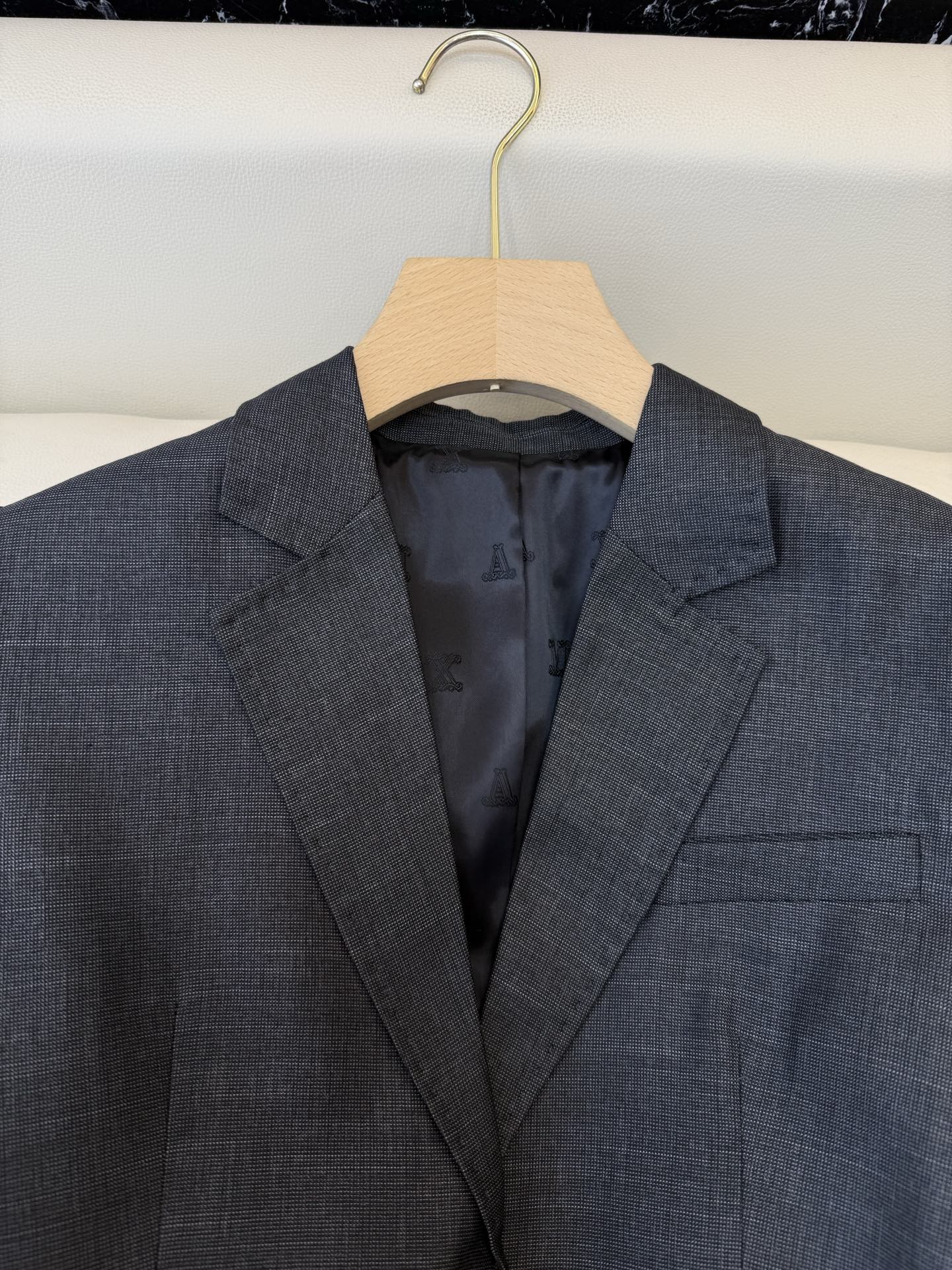 TF0101#新款套装。Max mara 70%羊毛 长袖西装外套➕长裤套装 两色36/38/40/42