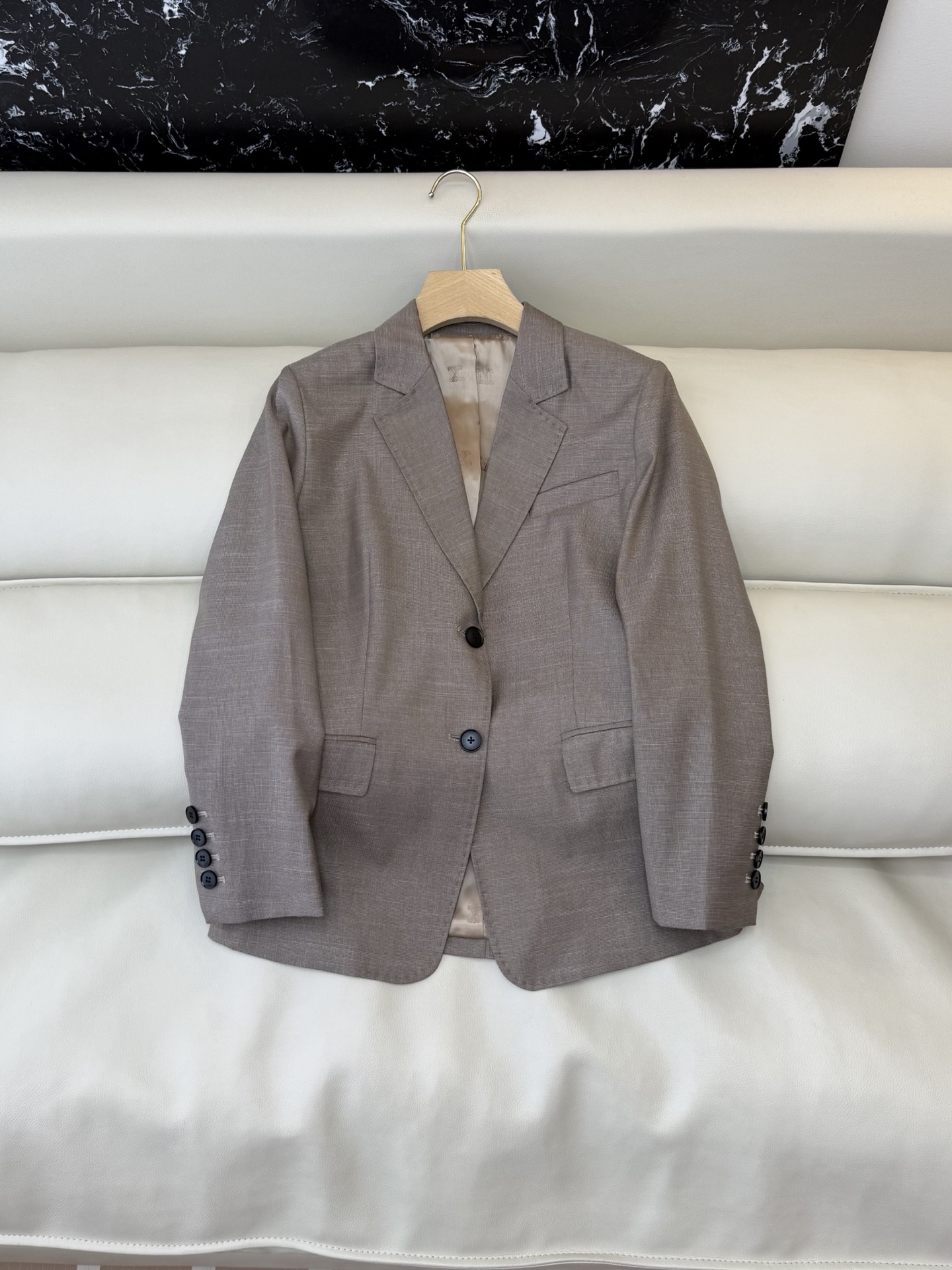 TF0101#新款套装。Max mara 70%羊毛 长袖西装外套➕长裤套装 两色36/38/40/42