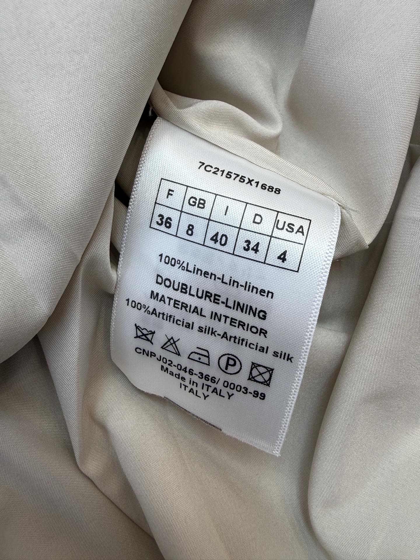 TF0888#新款连衣裙。Dior 短袖刺绣小蜜蜂 连衣裙 两色 36/38/40/42