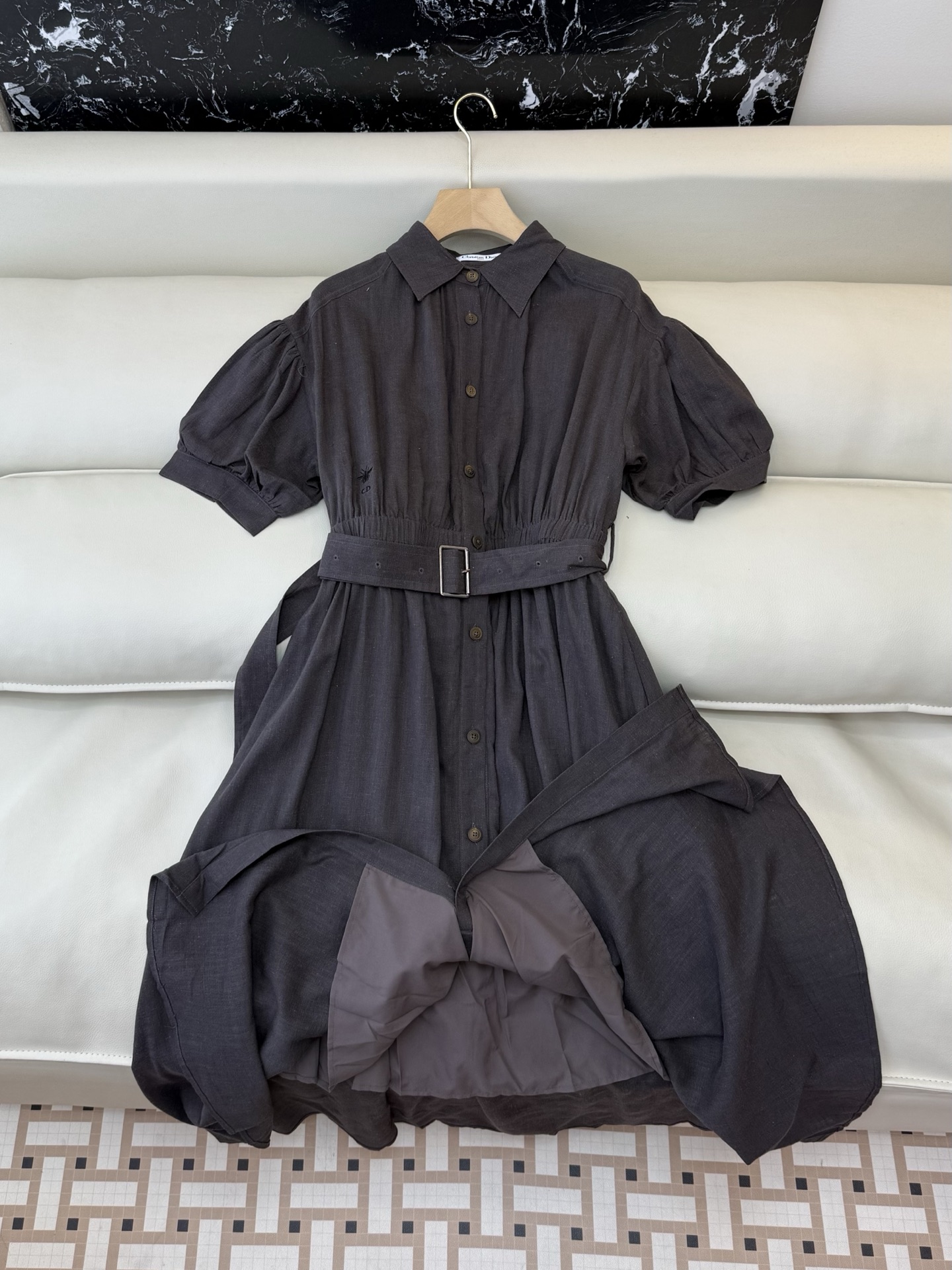 TF0888#新款连衣裙。Dior 短袖刺绣小蜜蜂 连衣裙 两色 36/38/40/42