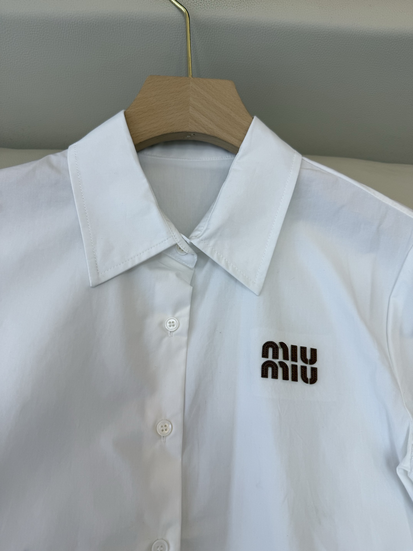 AW058#新款衬衫‼️miu家 蕾丝绣花 短袖衬衫 黑色 白色 SML