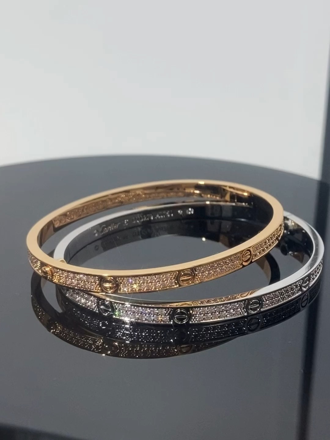 Cartier 卡地亚Cartier 窄版满天星love手镯
