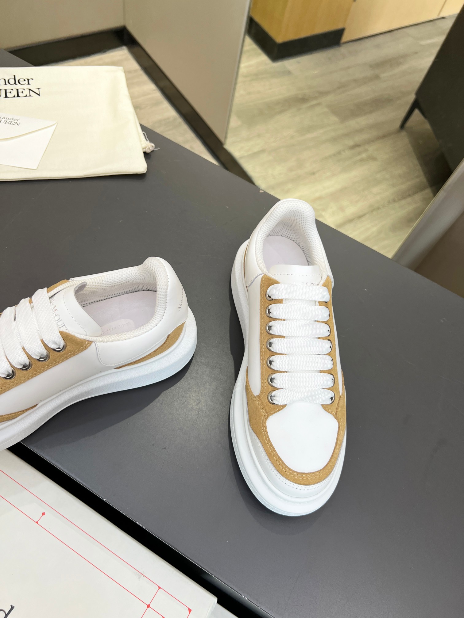 2023SS McQueen Recreational Shoeboard: Cow Skin, Imported Gas Networks, Code 35-41. - 图片 8