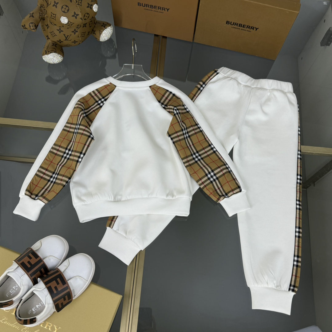 香奈儿 博柏利 高级成衣风衣外套及大衣服饰 #A6B883BA 9