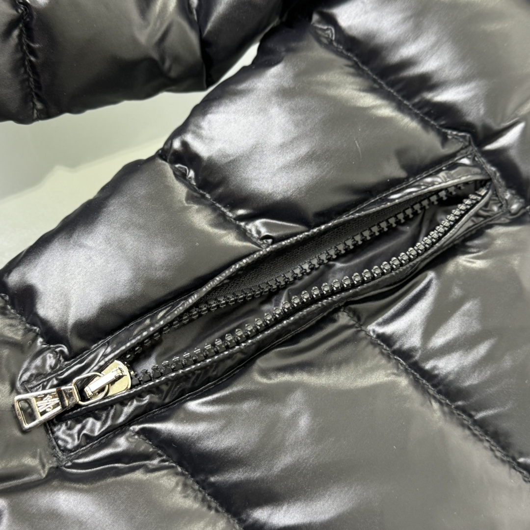 盟可睐 Moncler 高定典藏名品高定成衣时装外套连衣裙衬衫T恤 #8C2489E7 6