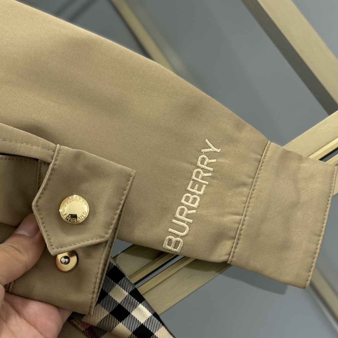 博柏利 Burberry 高定典藏名品高定成衣时装外套连衣裙衬衫T恤 #EE3B7C90 6