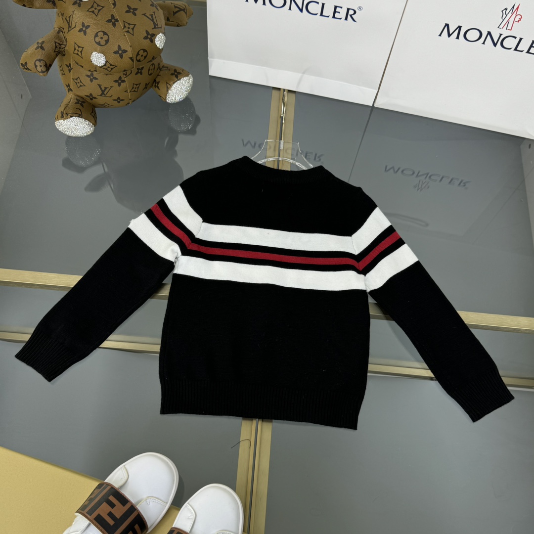 2024 Moncl Children’s Sweaters: Stylish Cotton Twirl Fabrics in Various Sizes - 图片 9