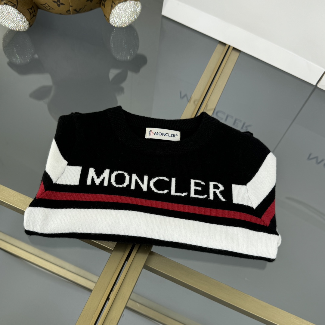 2024 Moncl Children’s Sweaters: Stylish Cotton Twirl Fabrics in Various Sizes - 图片 4