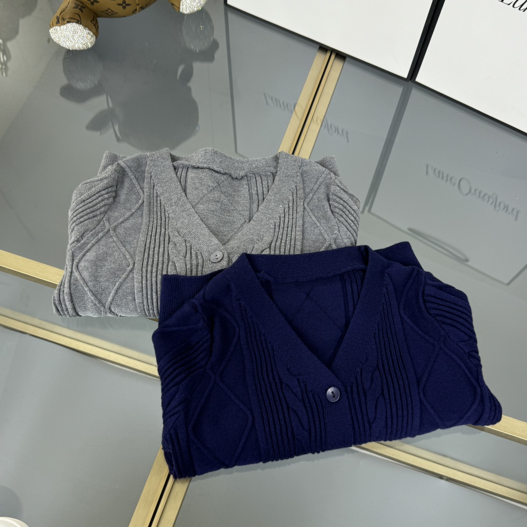 Louis Vuitton Haute Couture Haute Couture Ready-to-Wear Clothing Dress 8