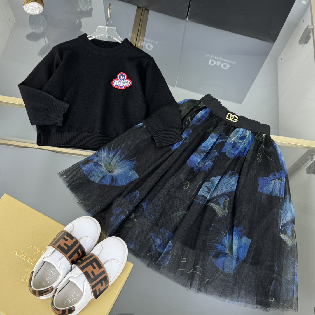 Louis Vuitton Haute Couture Haute Couture Ready-to-Wear Clothing Dress 2