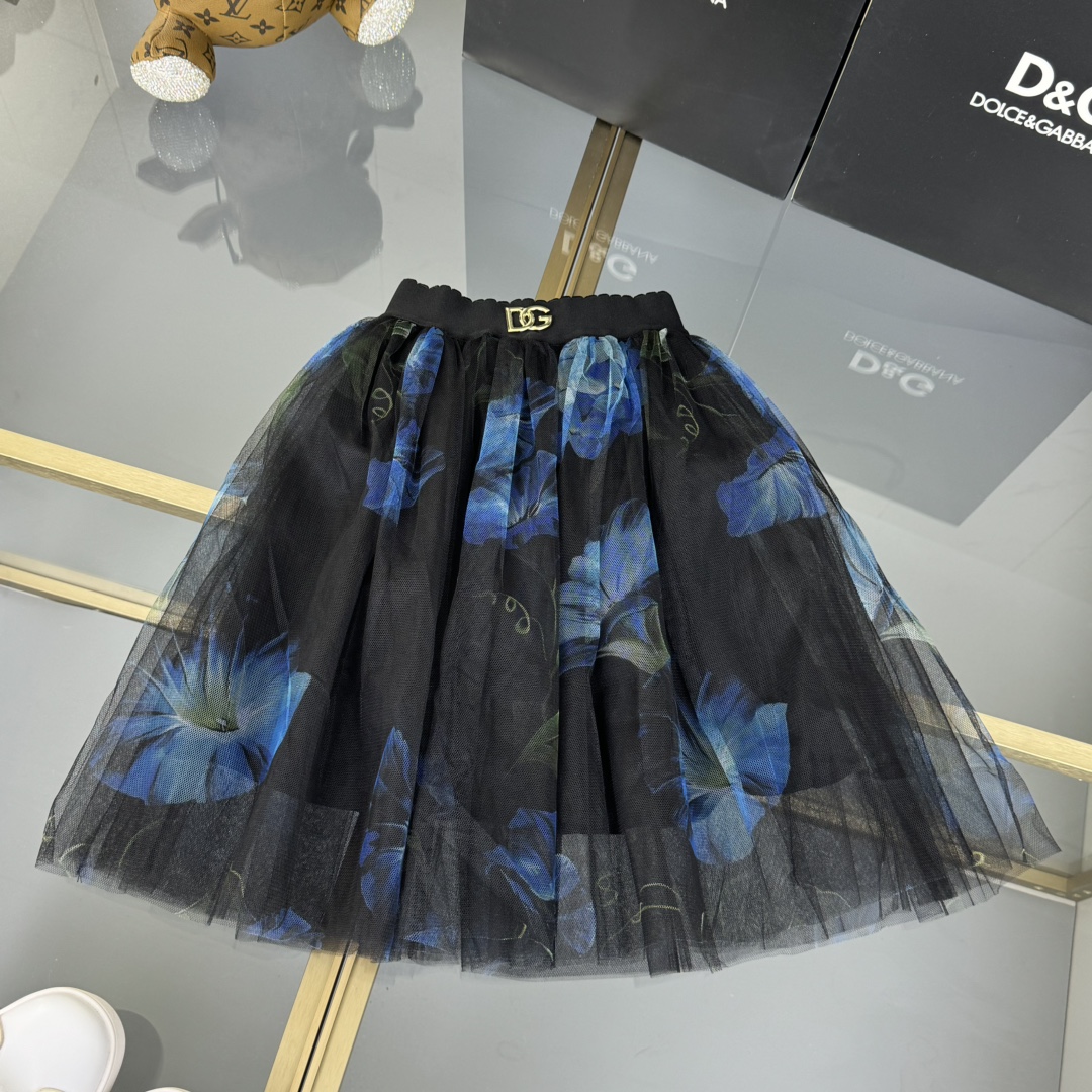 Louis Vuitton Haute Couture Haute Couture Ready-to-Wear Clothing Dress 7