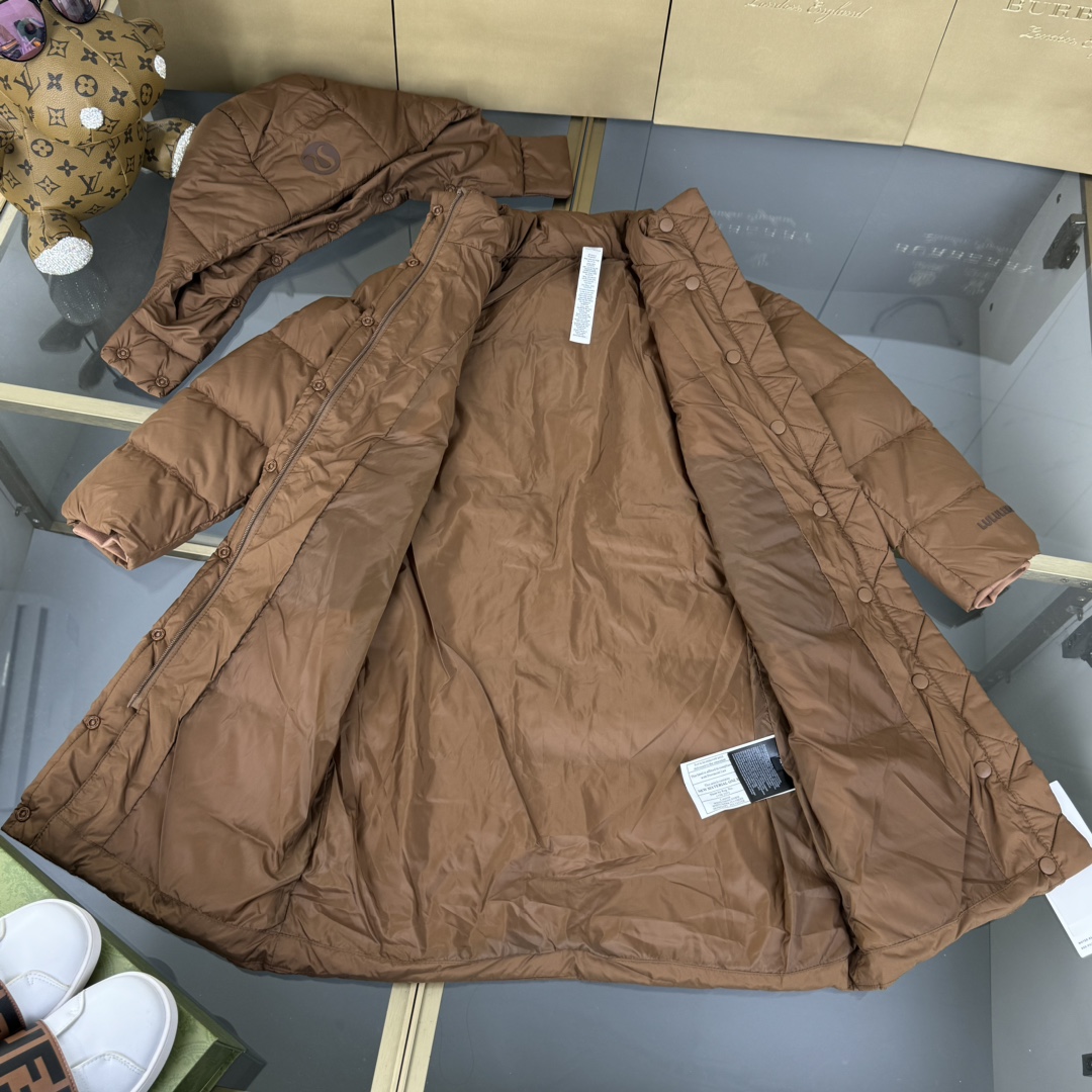 Louis Vuitton Haute Couture Haute Couture Ready-to-Wear Clothing Dress 3