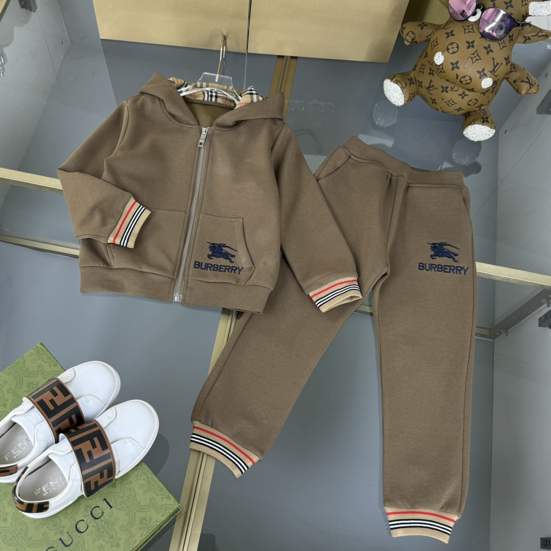 博柏利 Burberry 高定典藏名品高定成衣时装外套连衣裙衬衫T恤 #65B7A86D 2