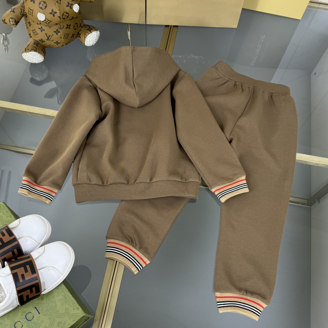 博柏利 Burberry 高定典藏名品高定成衣时装外套连衣裙衬衫T恤 #65B7A86D 9