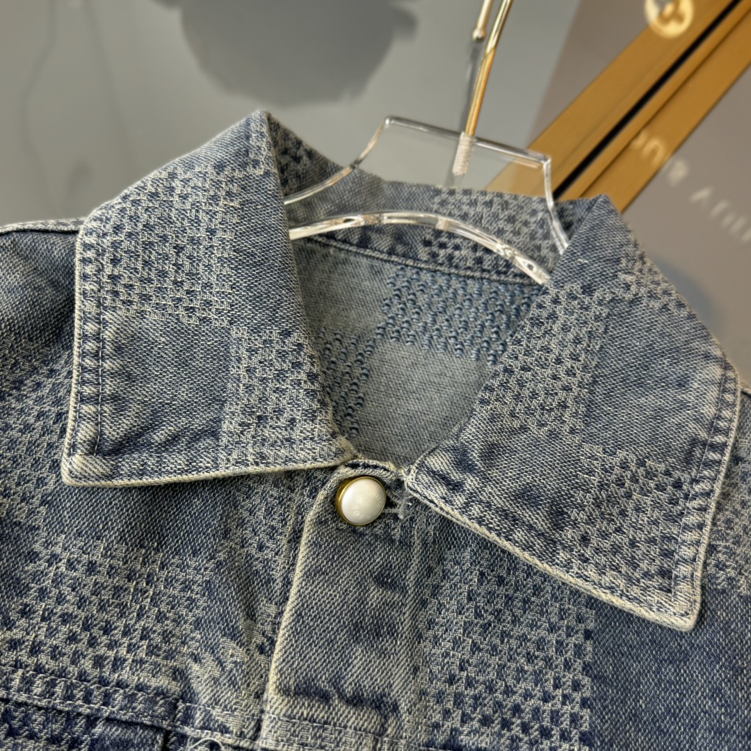 Louis Vuitton Haute Couture Haute Couture Ready-to-Wear Clothing Dress 4