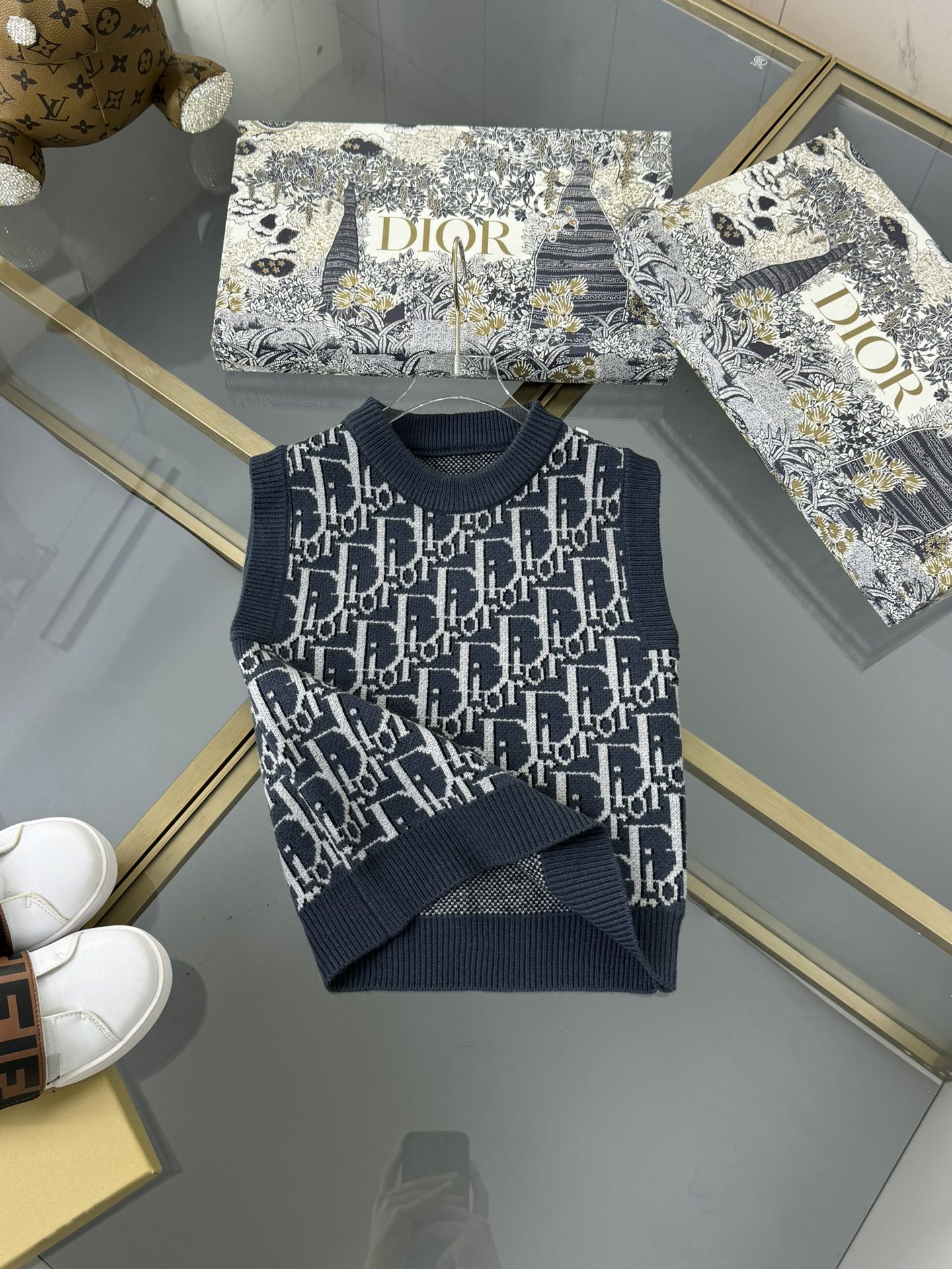 Louis Vuitton Haute Couture Haute Couture Ready-to-Wear Clothing Dress 2