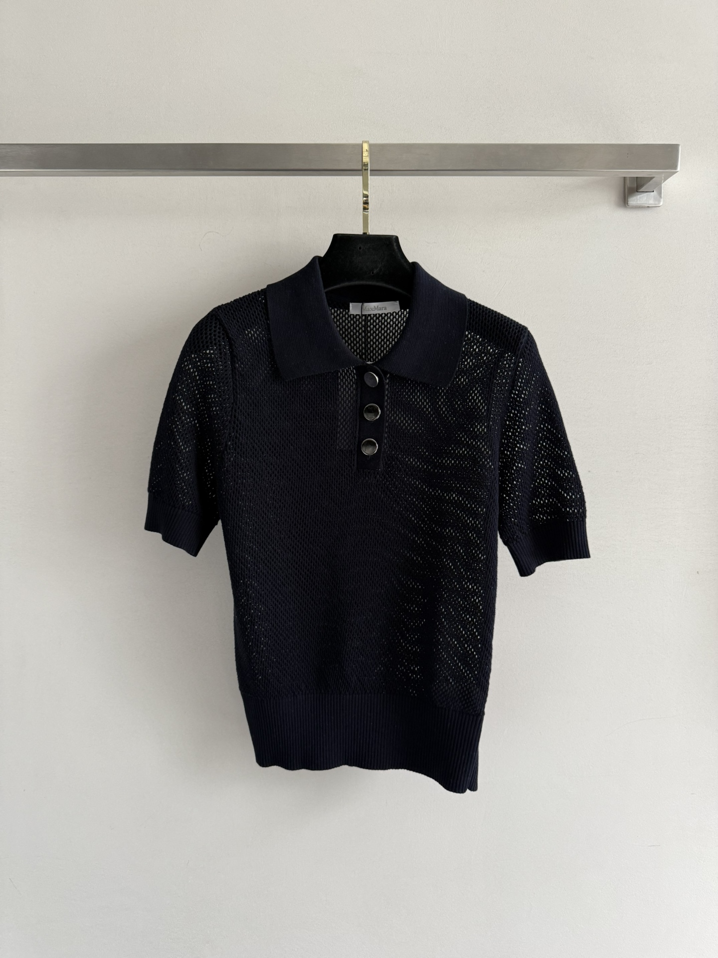 NO:420200,MaxMar*25SS new short-sleeved knitted polo shirt, classic hollow design, elastic and simple cuffs, fashionable, casual and comfortable, casual outfits for daily commuting!  Three-color SML, T-shirt,alexander wang19860909MaxMar*25SS新款短袖针织polo衫 经典镂空设计,袖口松紧简约百搭时髦 休闲舒适 日常通勤随意穿搭！三色SML,,T-shirt,alexander wang,Women's clothing