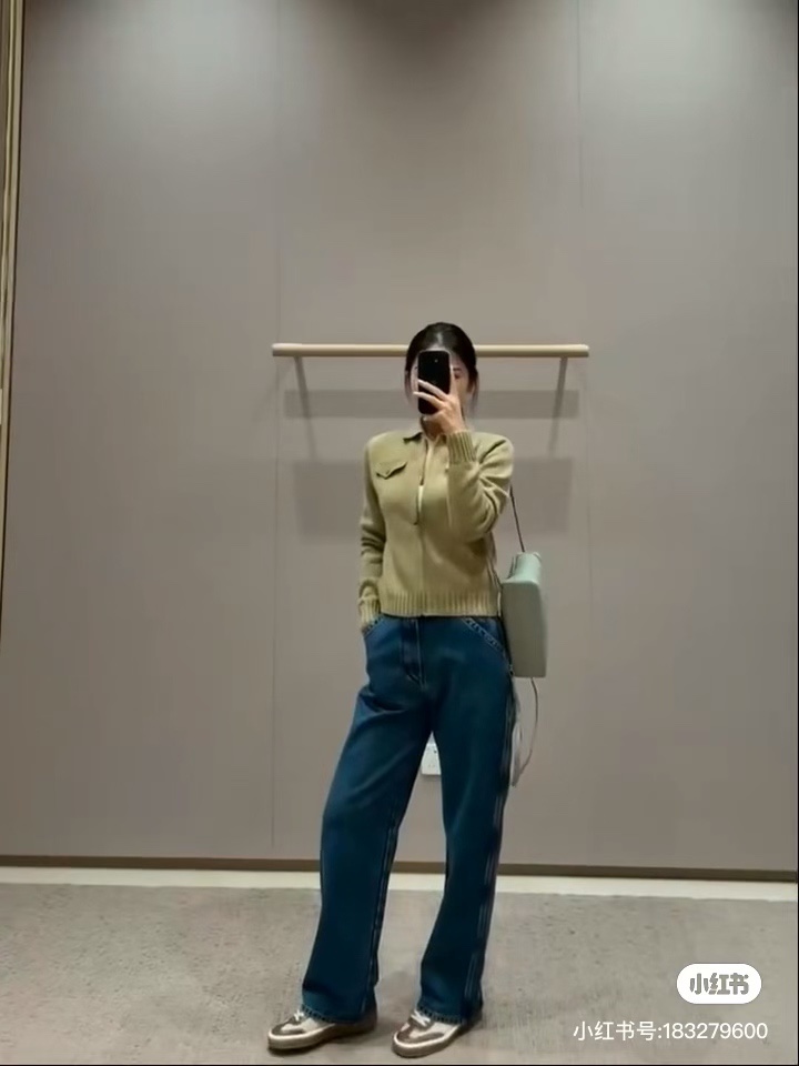 NO:683456,,,19860909,,,Women's clothing