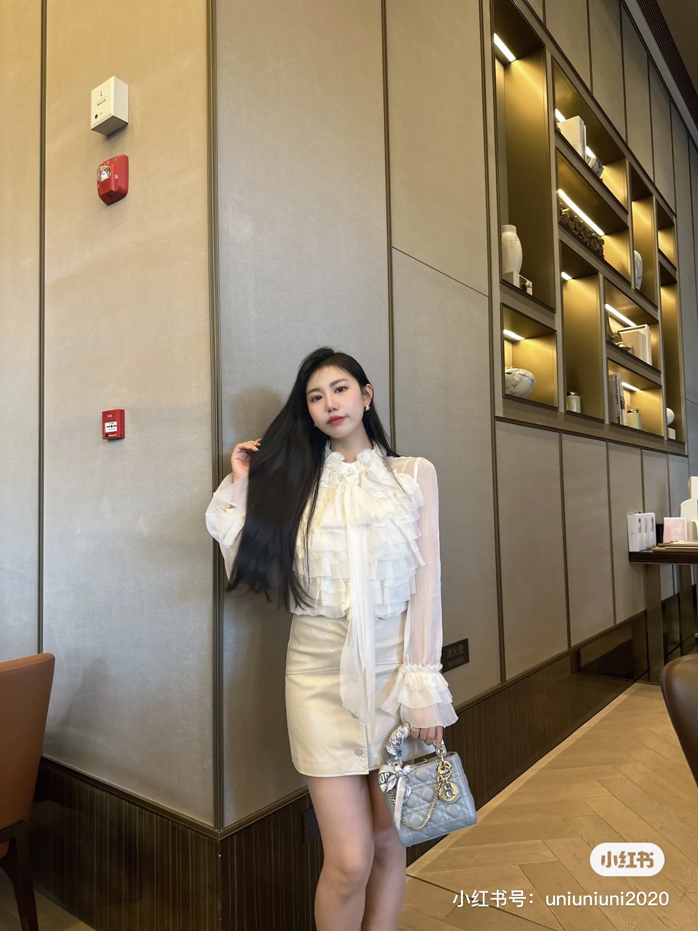 NO:686585,upper body,,19860909上身,,,Women's clothing