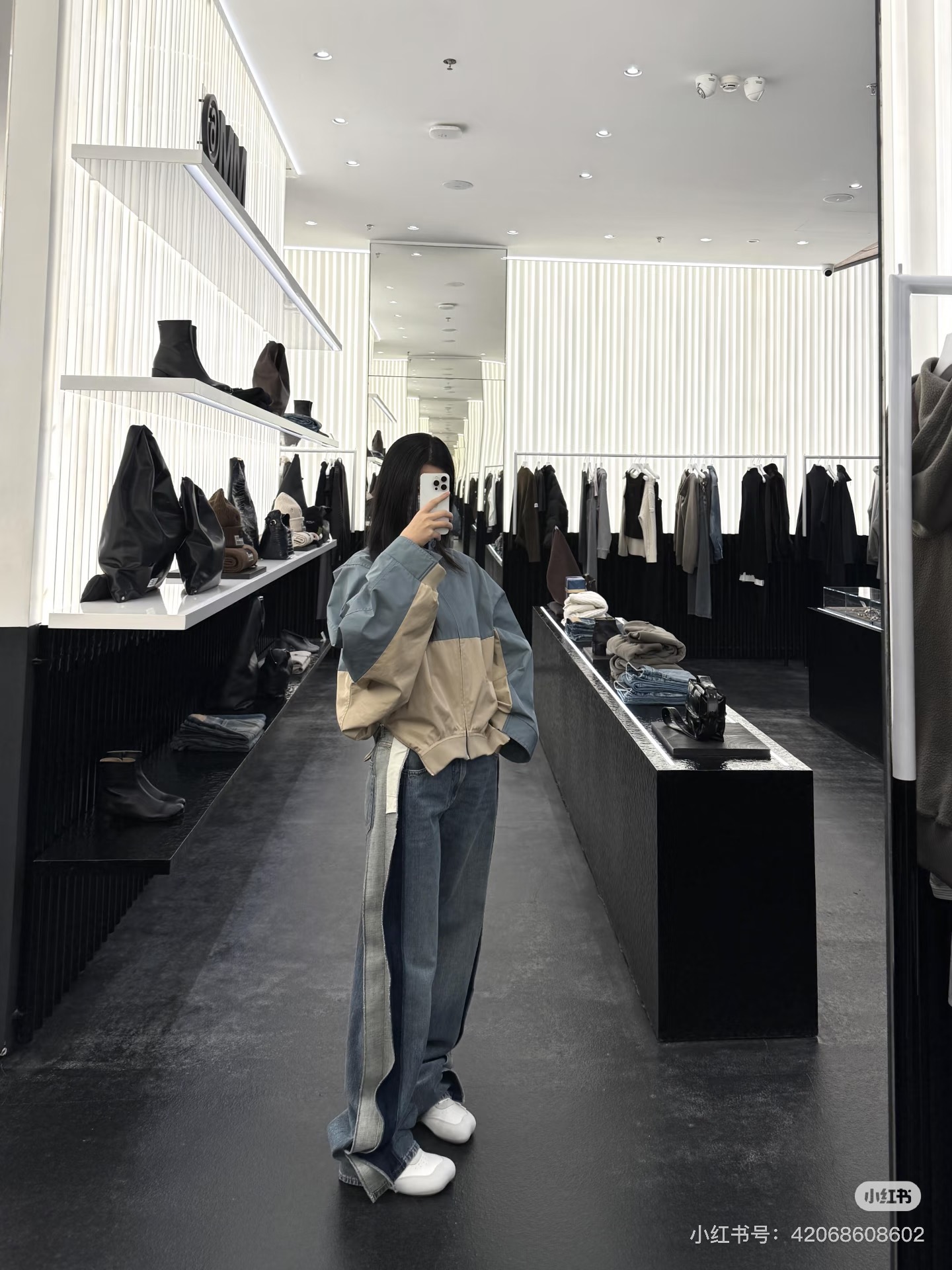 NO:697598,upper body,,19860909上身,,,Women's clothing