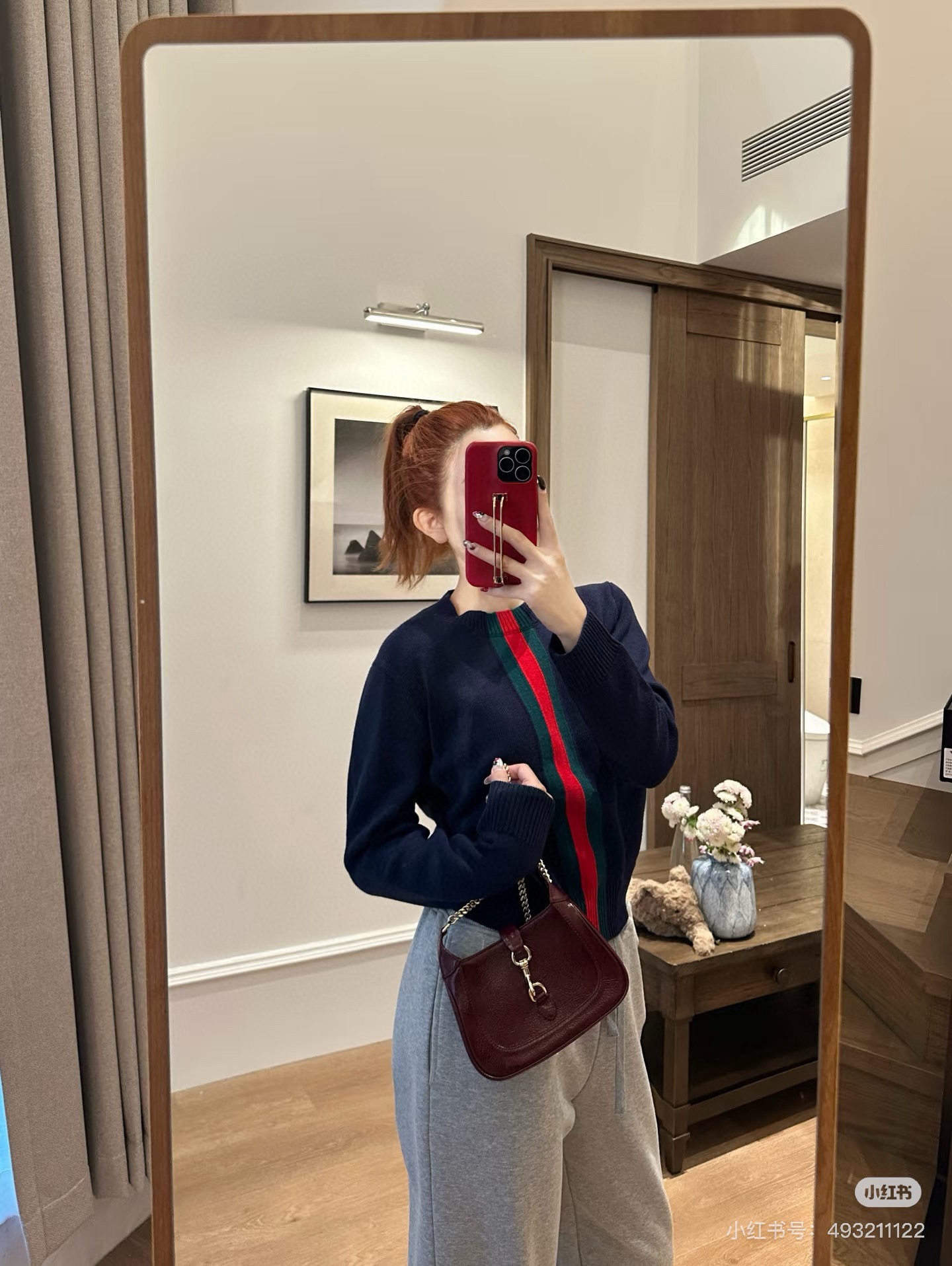 NO:715195,,,19860909,,,Women's clothing