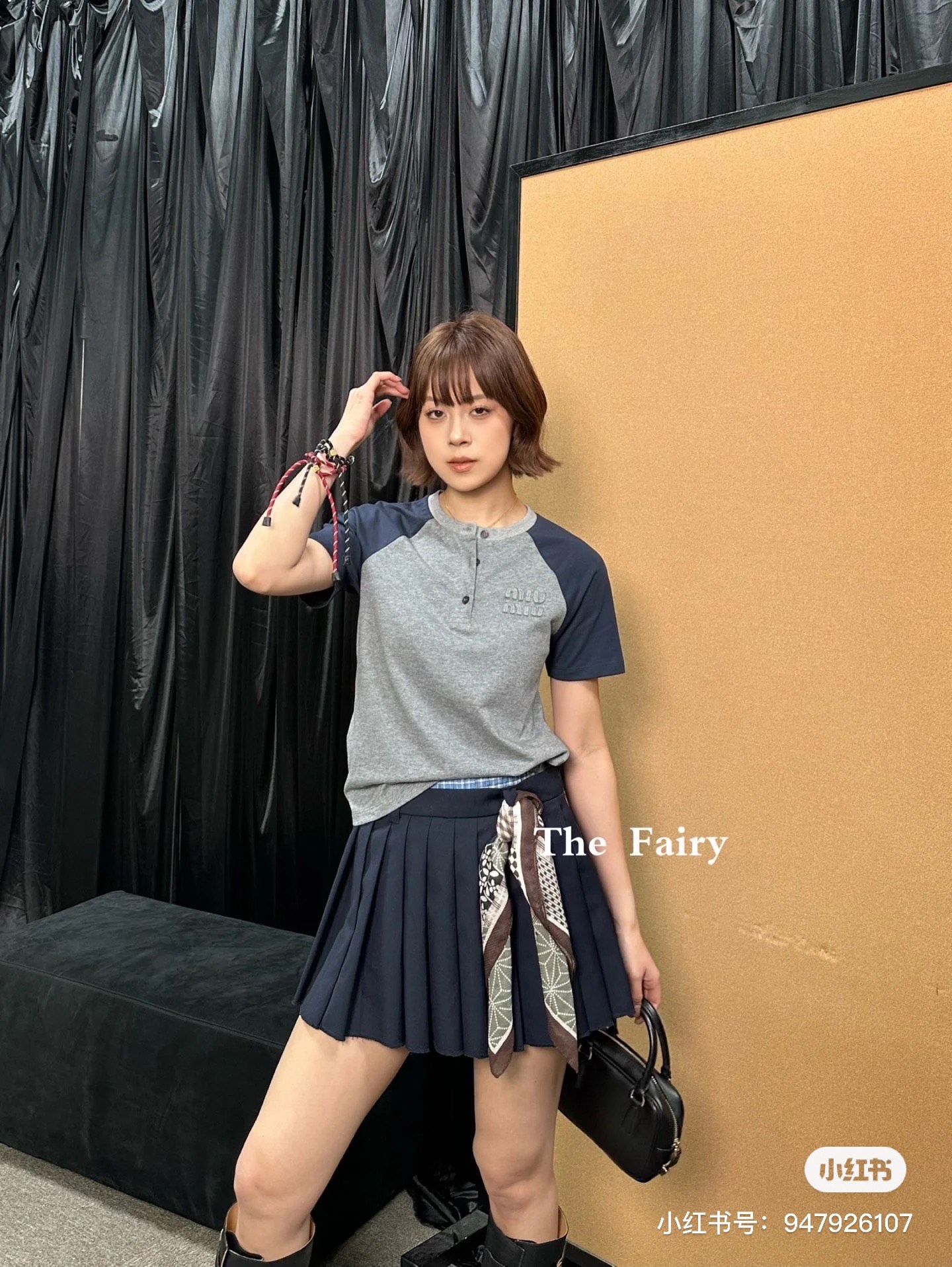 NO:717257,,,19860909,,,Women's clothing