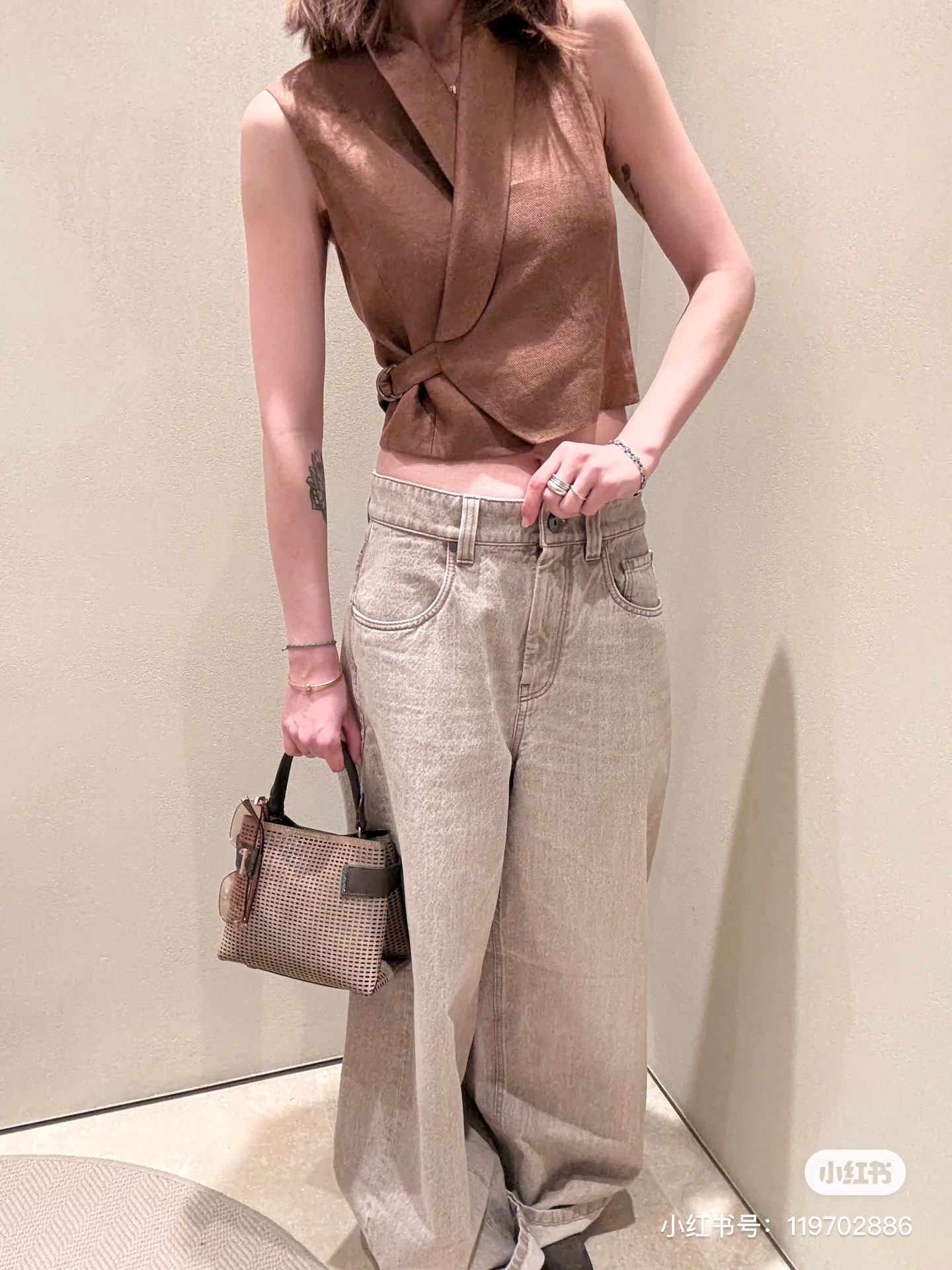 NO:729460,upper body,,19860909上身,,,Women's clothing