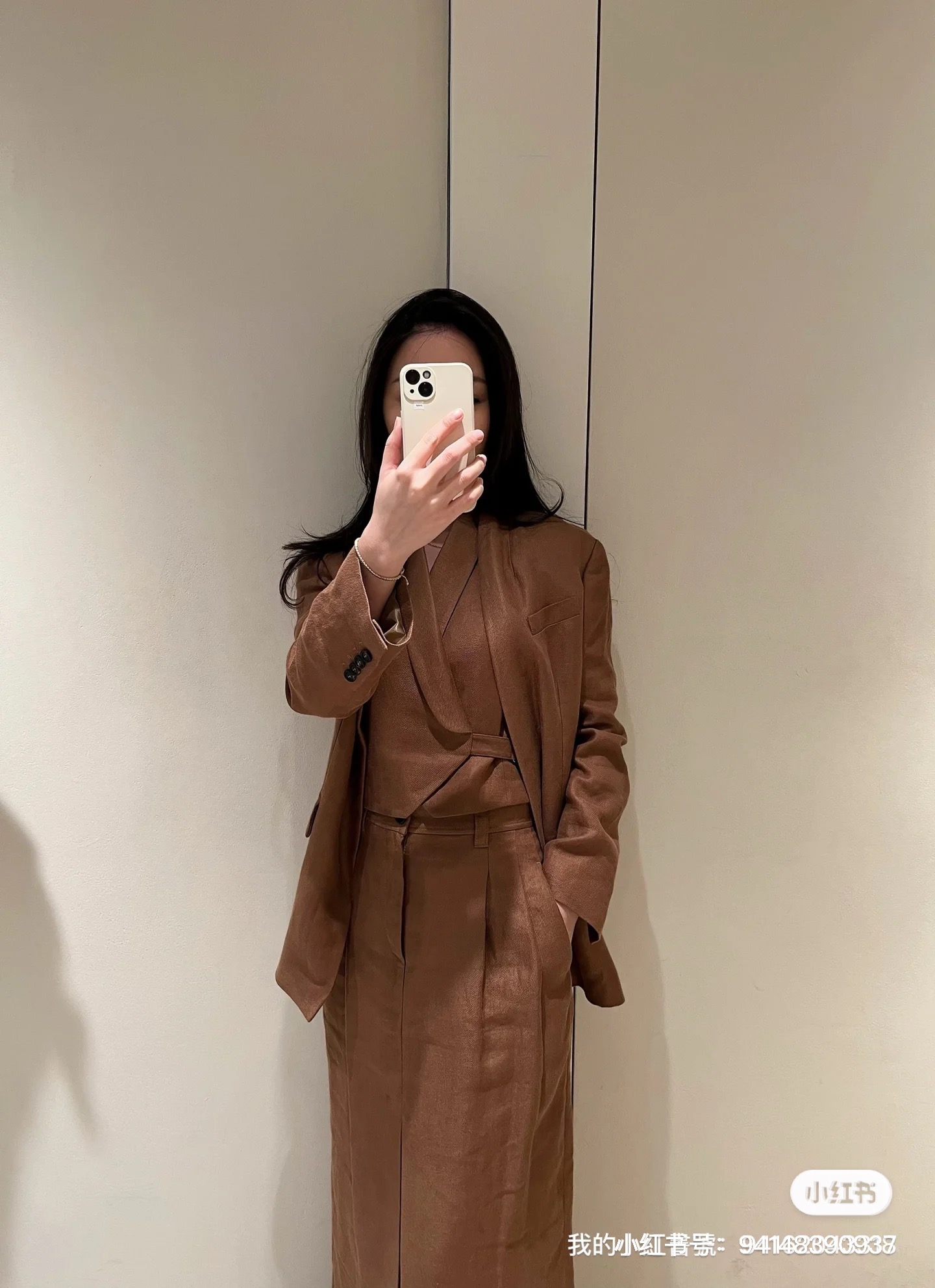 NO:729442,,,19860909,,,Women's clothing