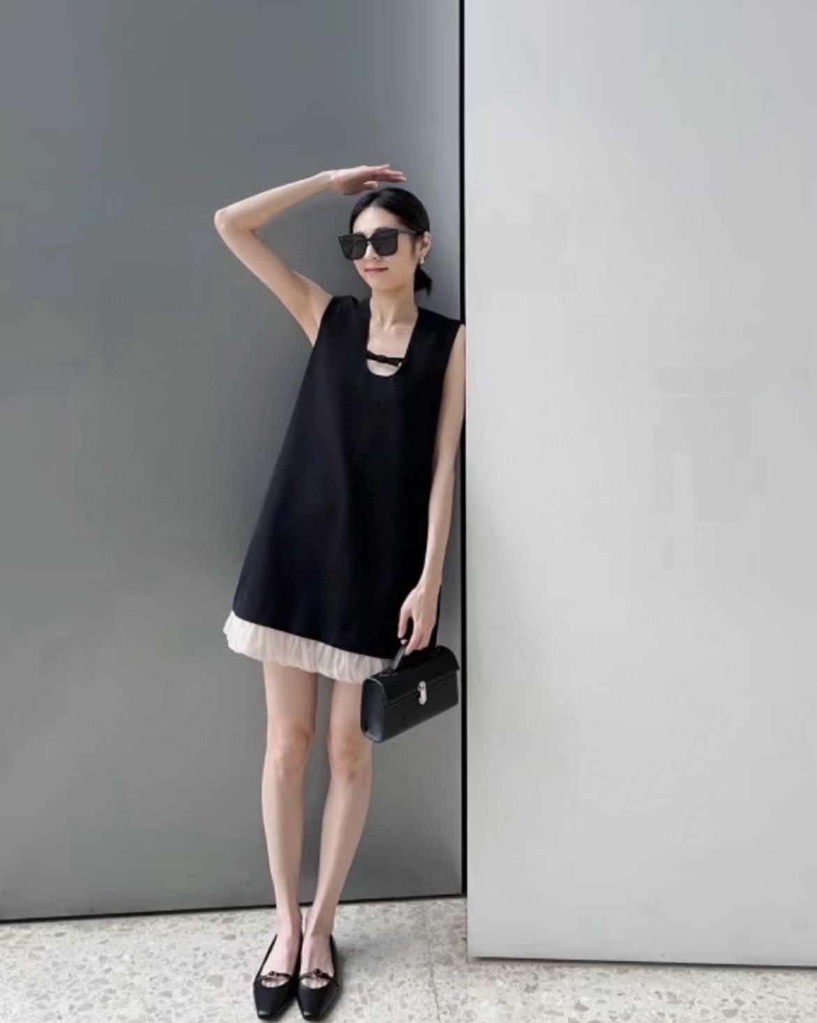 NO:748261,,,19860909,,,Women's clothing