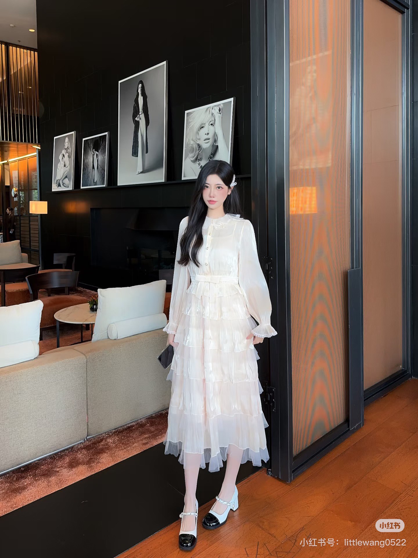 NO:749215,,,19860909,,,Women's clothing