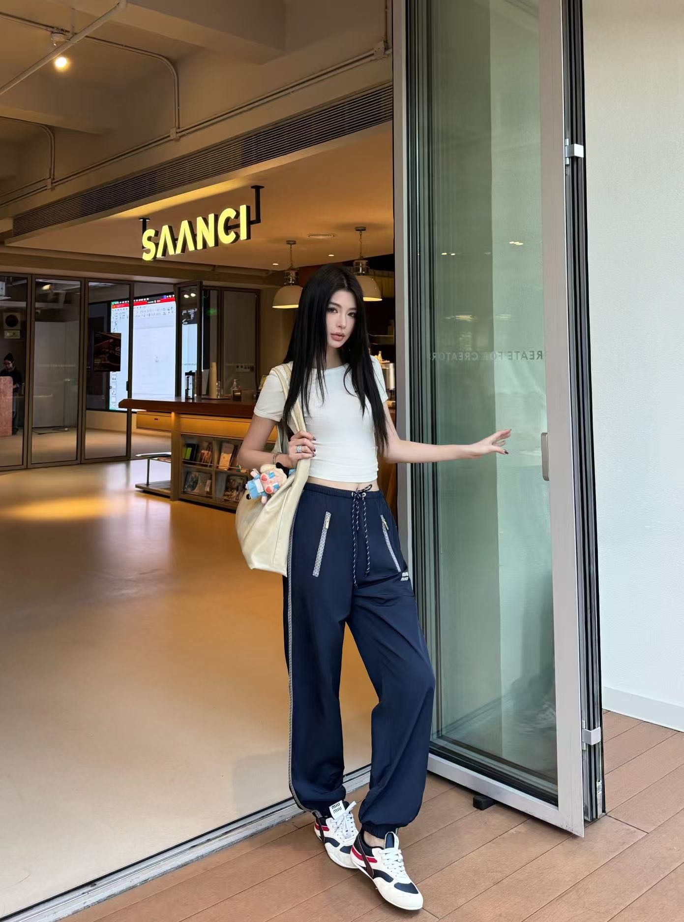 NO:760175,upper body,,19860909上身,,,Women's clothing