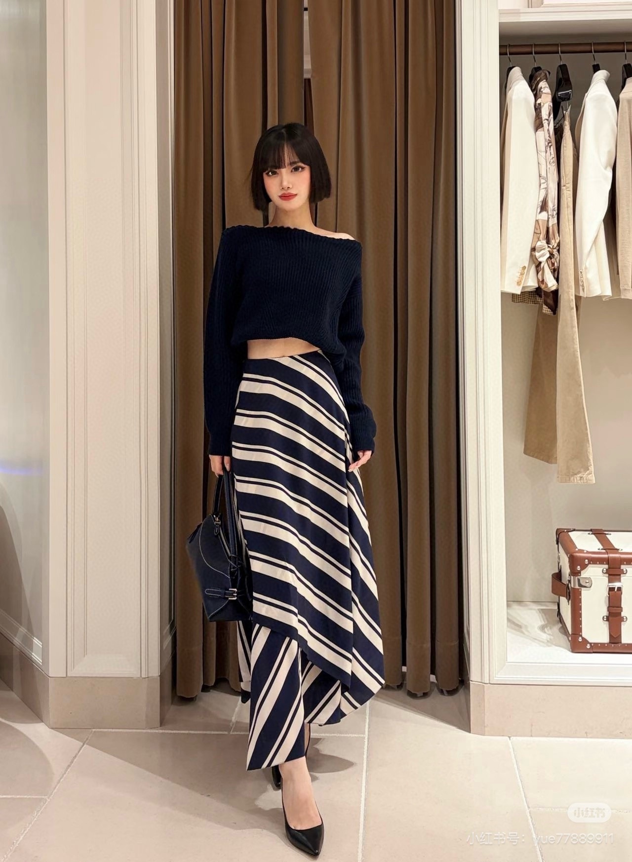 NO:793649,,,19860909,,,Women's clothing