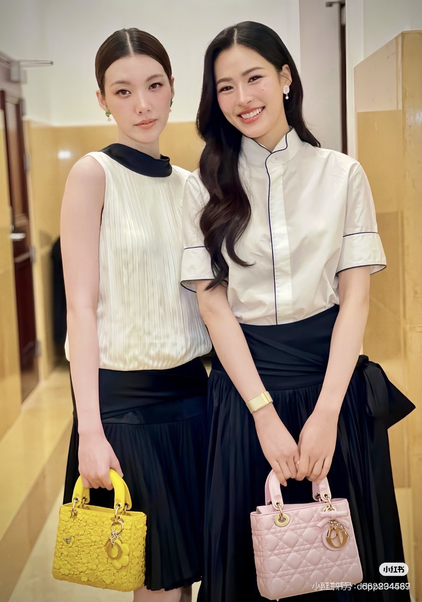 디올 여성 2026SS 코튼 반팔 셔츠 레플리카 45380 Dior Women T Shirt